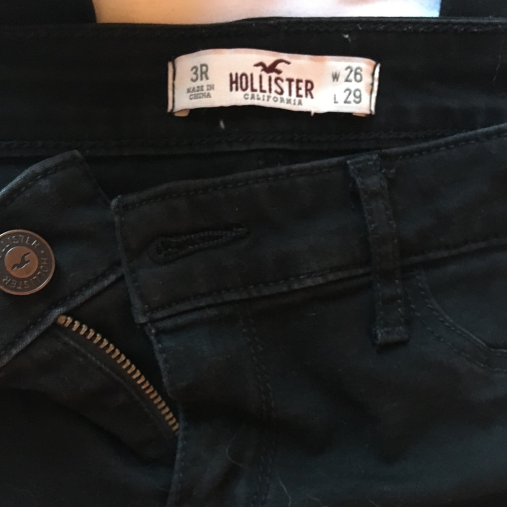 Hollister black skinnies